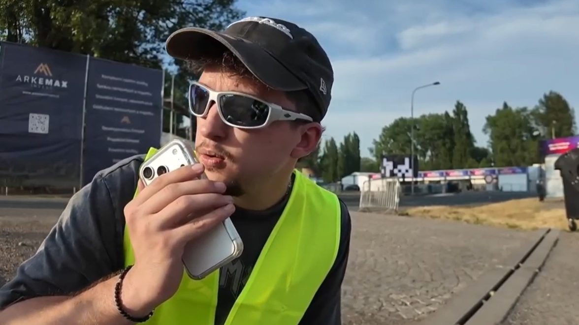 Kapesníkovi během streamu ukradli kameru
