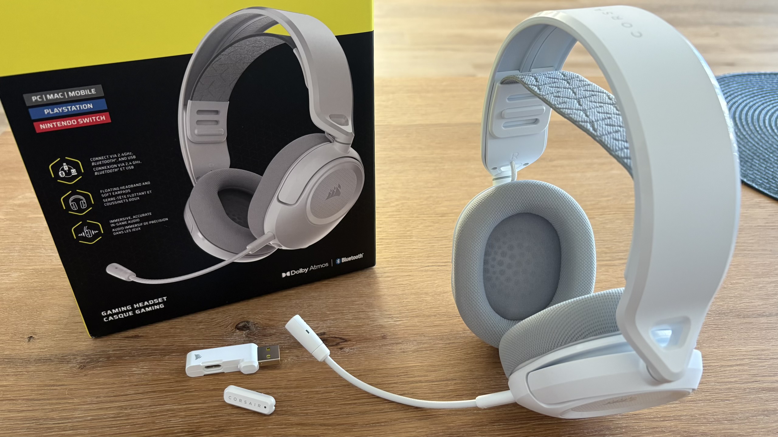 Corsair HS35 v3 Wireless - recenze headsetu v bílé edici