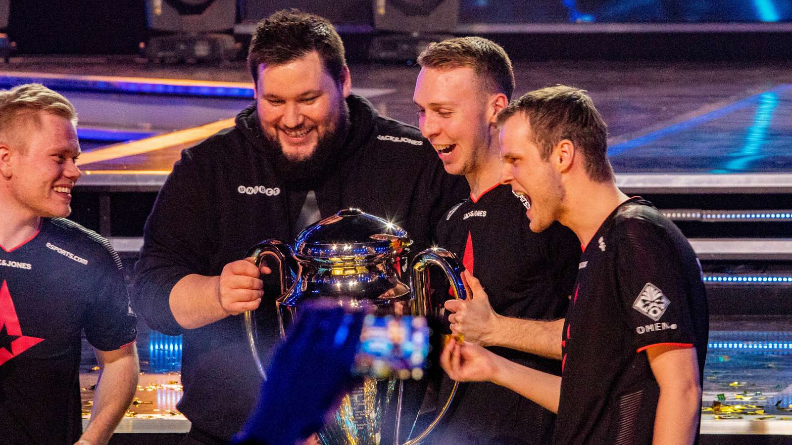 Kdo si v CS:GO ve výhrách vystřílel nejvíc? První hráč překonal 2 miliony dolarů