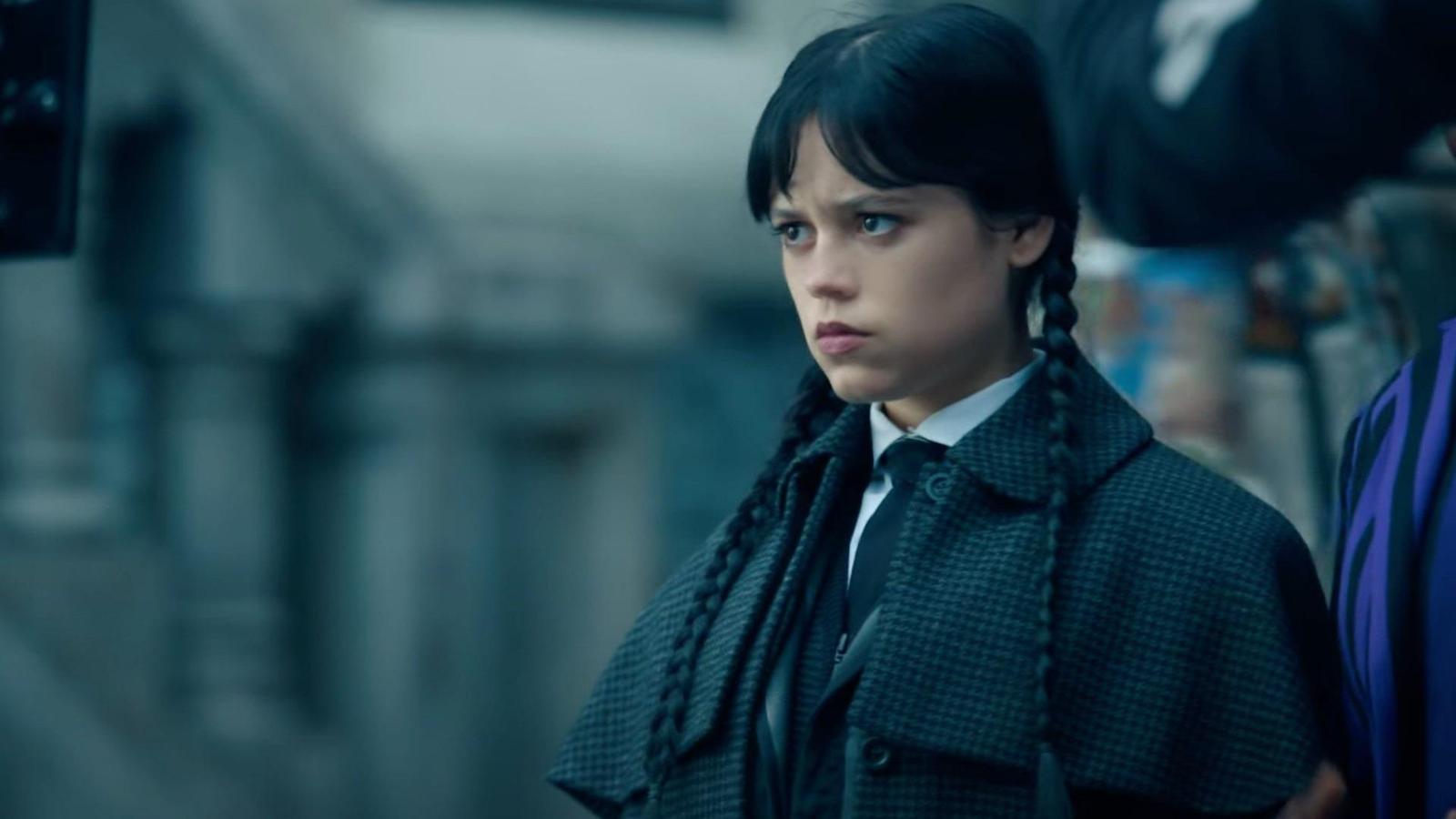 Druhá série Wednesday dorazí na Netflix v srpnu