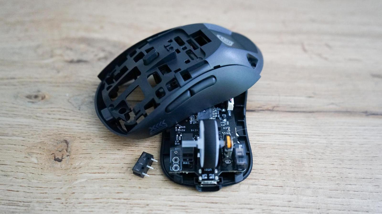 Test Genesis Zircon XIII – modulární herní myš s rozumnou cenou