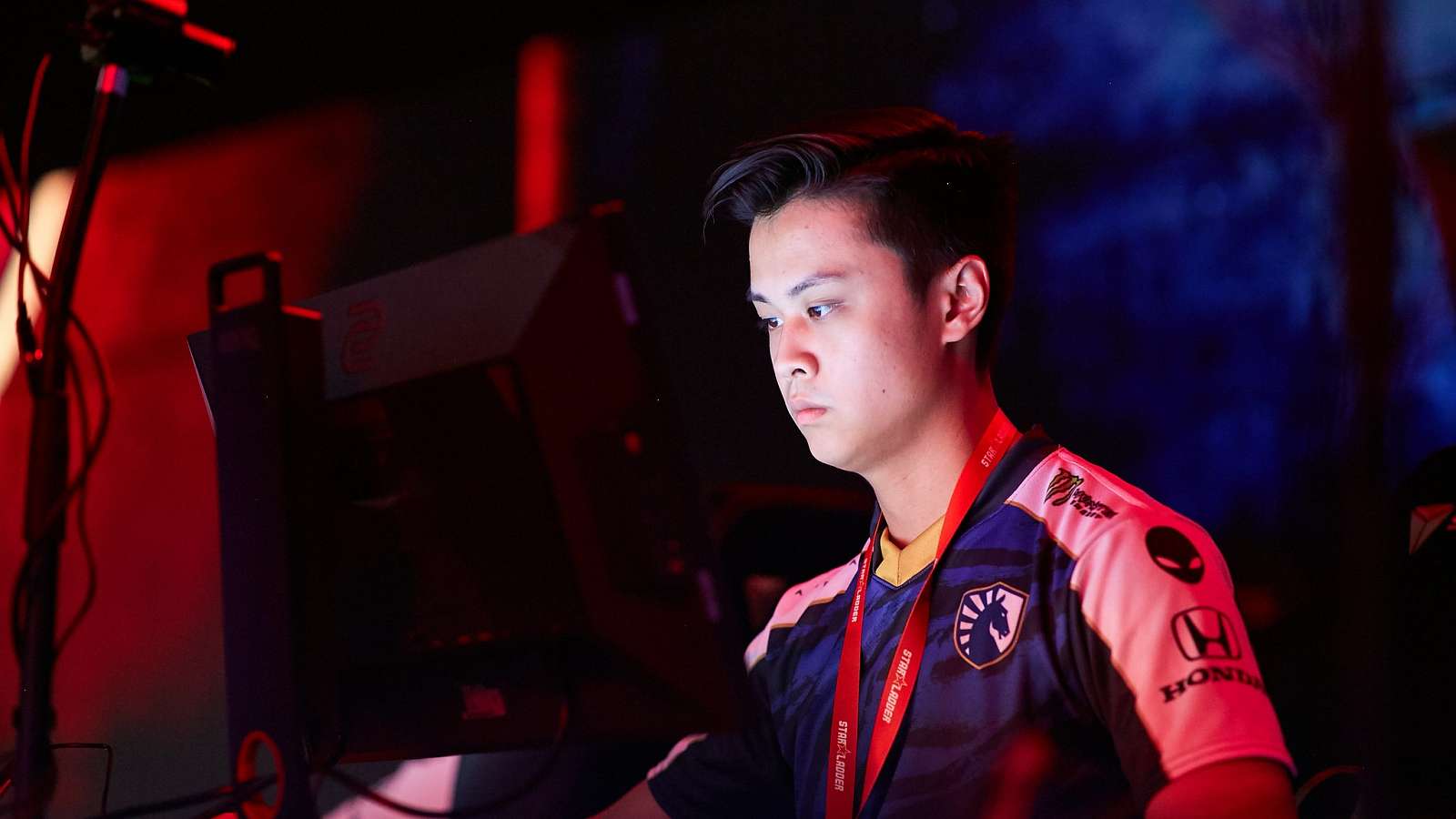 [CS:GO] Stewie2K kritizuje matchfixery: "Vypadněte a špinavé peníze si nechte."