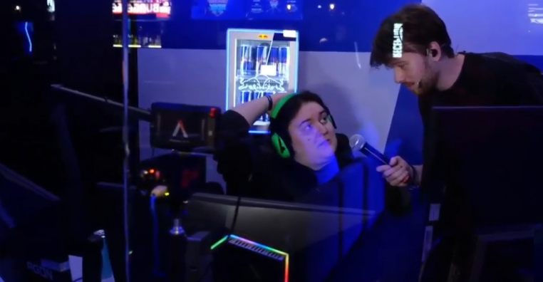 Kapesnik vytřel s turnajem o Ultimátního streamera