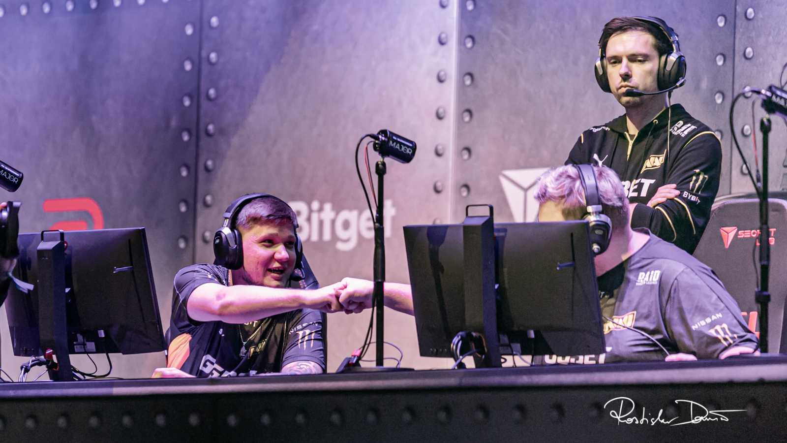 EPL skupina C: Rozsypou se FaZe opět pod tlakem? Mají Apeks šanci na postup?