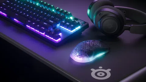 SteelSeries představuje novou generaci myši Aerox 3 Wireless s nižší odezvou a delší výdrží