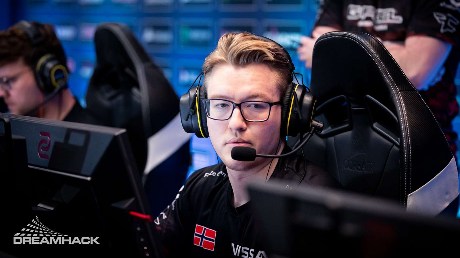 Neslavné začátky nových kapitánů, FaZe i mouz hrozí konec v Katowicích