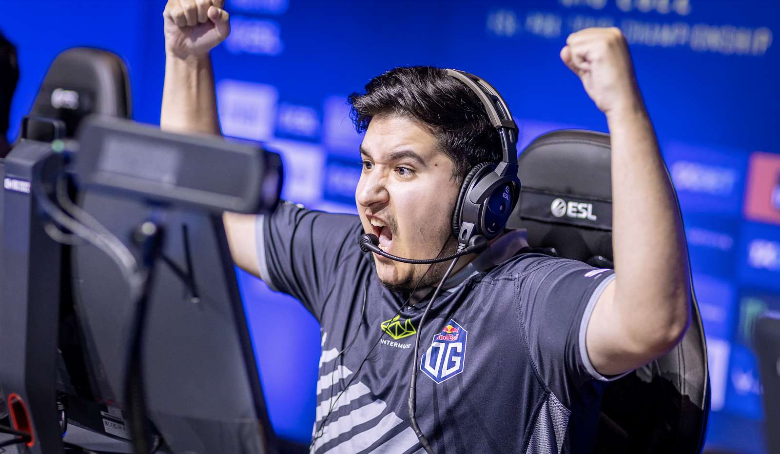 Kdo postoupí na BLAST Premier World Final? Ve hře jsou G2, ale i OG