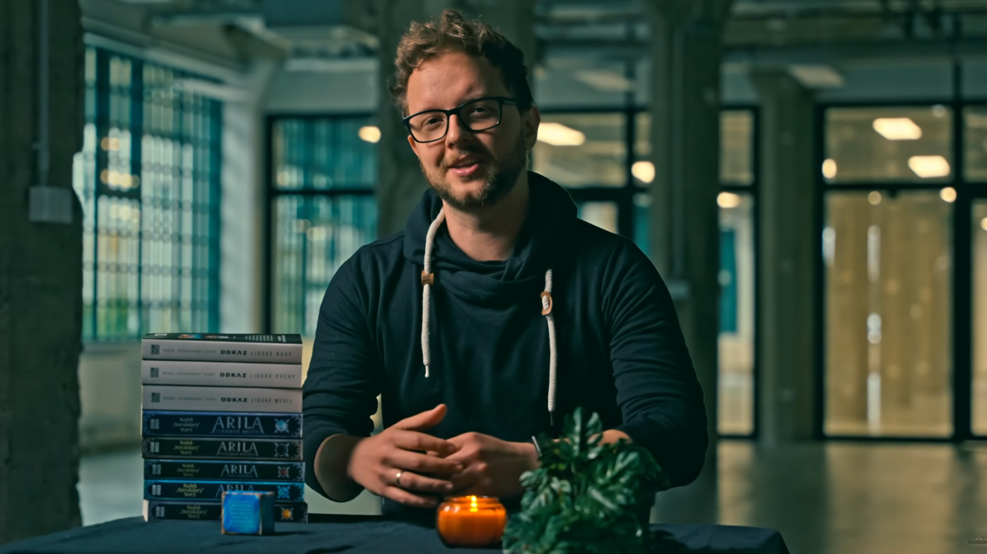 Úspěch, který nemá obdoby: Sterakdary na svou knižní trilogii vybral 25 milionů korun