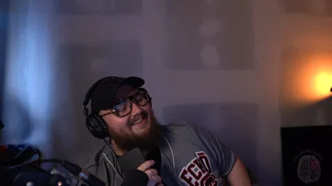 Hovory s matkou dokazují, že humor má FattyPillow v rodině!