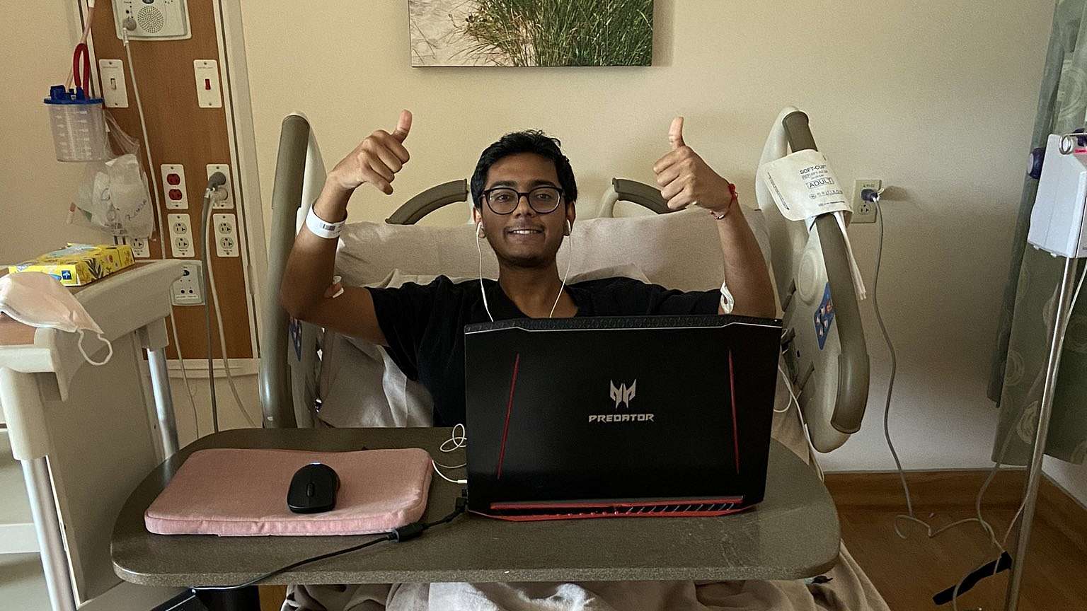 Na kapačkách a v nemocnici, přesto svůj tým dovedl k vítězství