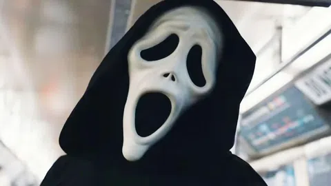 Scary Movie je plný neotřelých výstřelků z našich oblíbených filmů