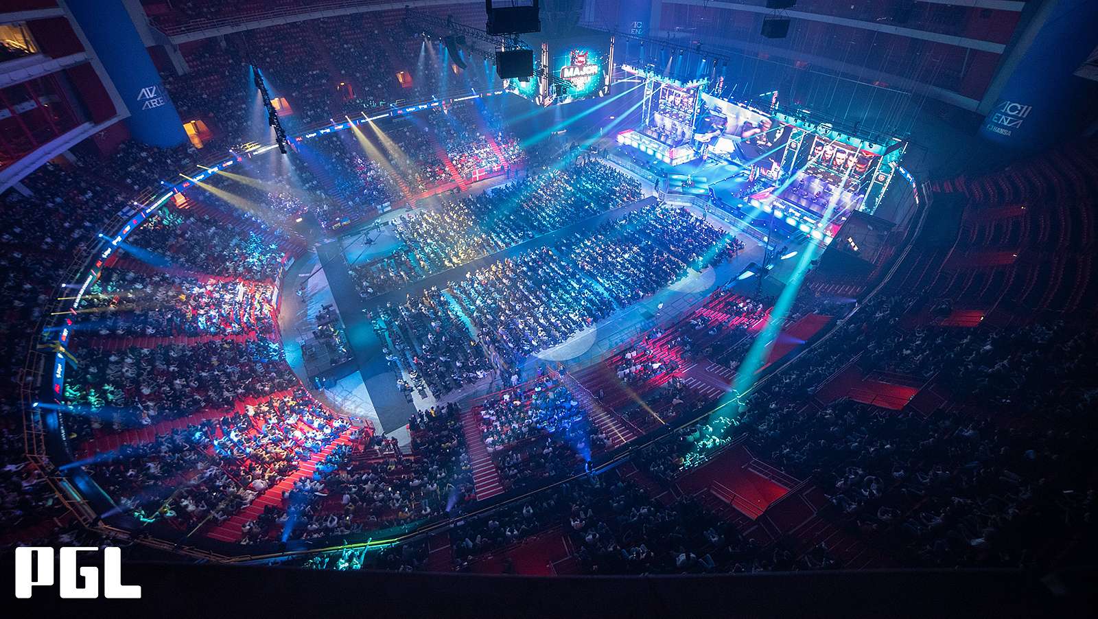 Rekordní víkend pro Counter-Strike a League of Legends, finále turnajů sledovaly miliony diváků