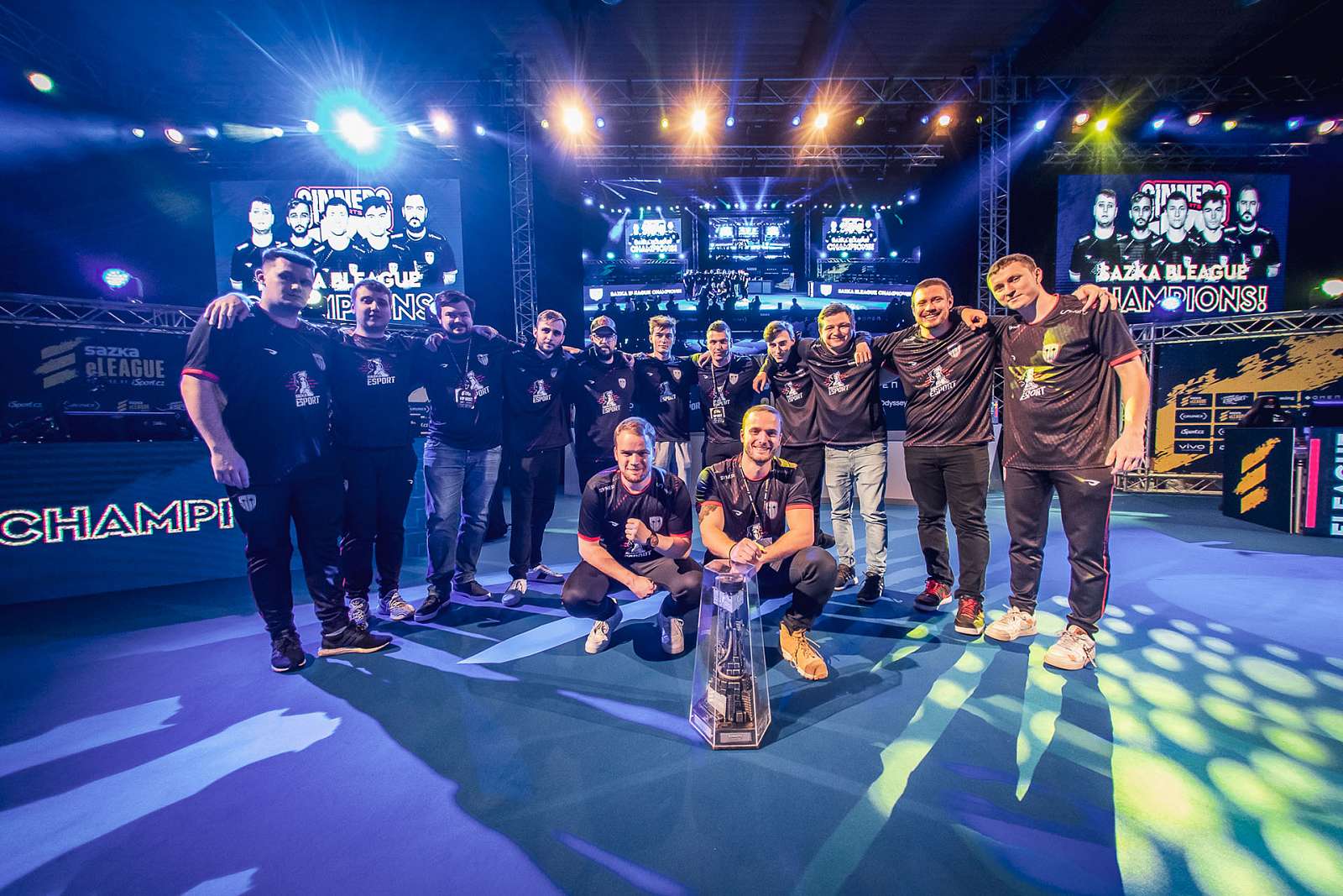 Finále Sazka eLEAGUE v CS:GO už v neděli!