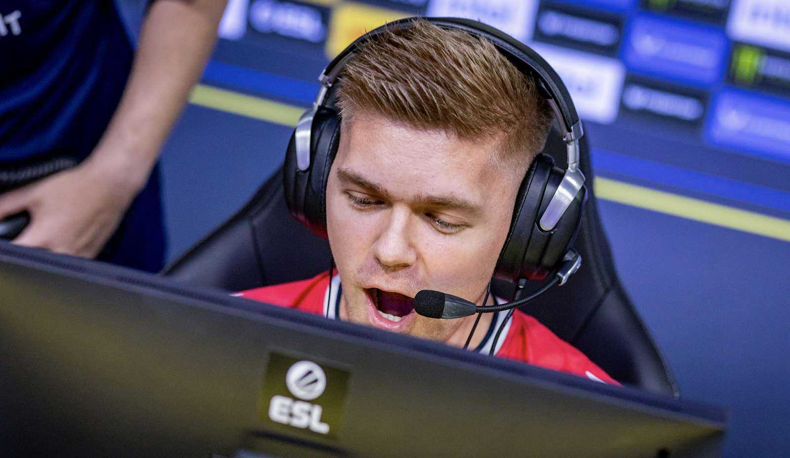 MOUZ out, Astralis je převálcovali na dvou mapách
