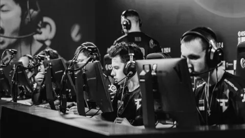 faze-nejdou-do-play-off-pgl-cluj-napoca-jak-se-to-stalo
