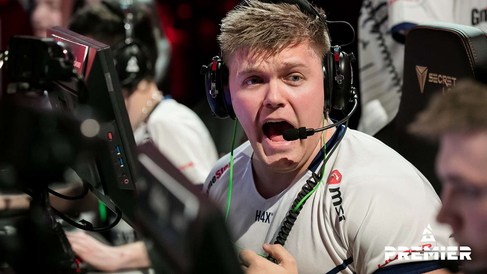 BLAST PREMIER Fall Showdown: Virtus.pro museli otáčet